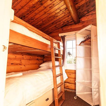 Log Cabin Nestled In The Mountains Of Snowdonia By Seren Property Trawsfynydd エクステリア 写真