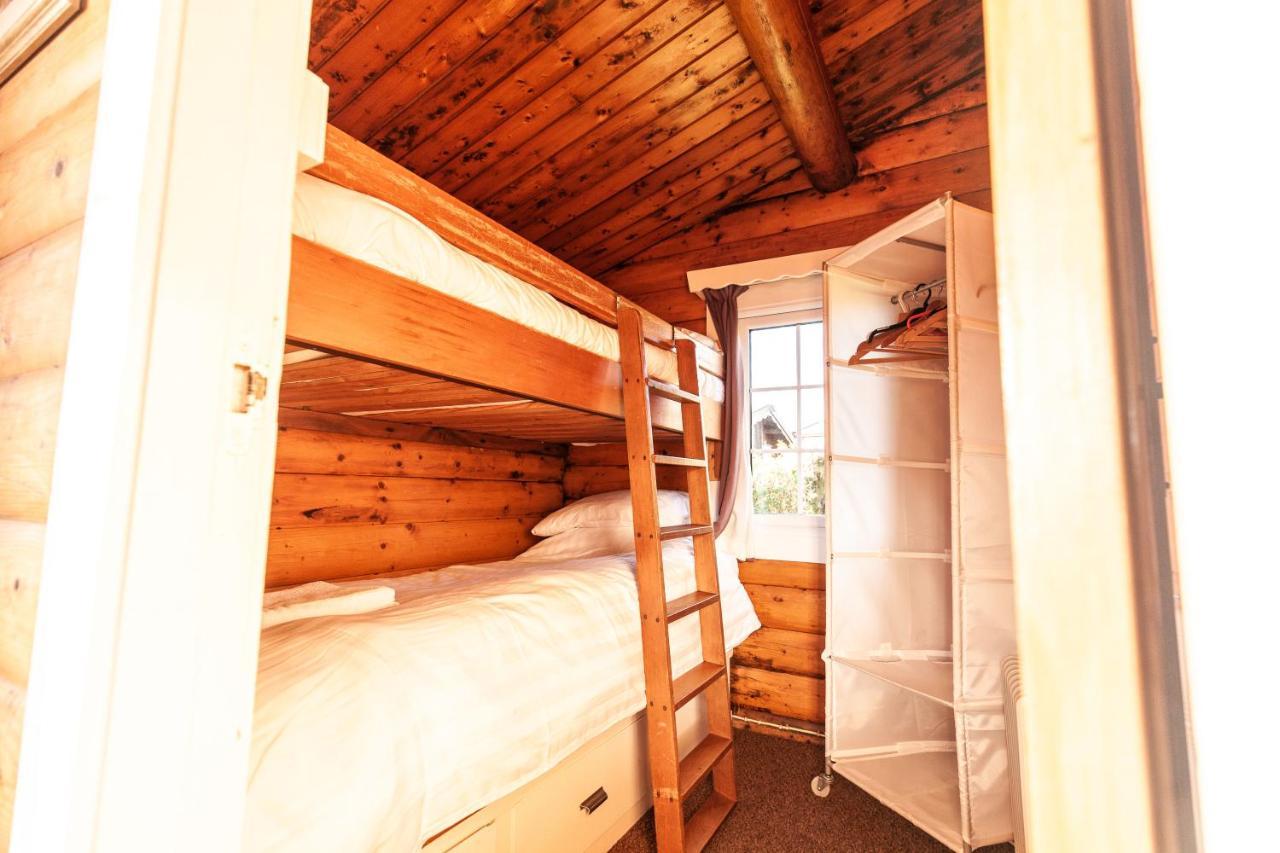 Log Cabin Nestled In The Mountains Of Snowdonia By Seren Property Trawsfynydd エクステリア 写真